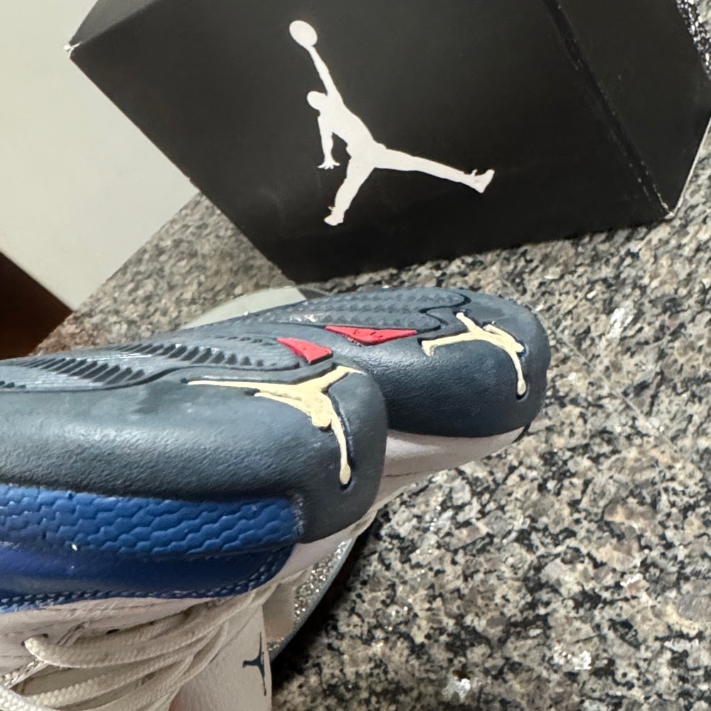 Jordan Retro 12 High-Top Sneakers 5Y - Picture 14 of 15